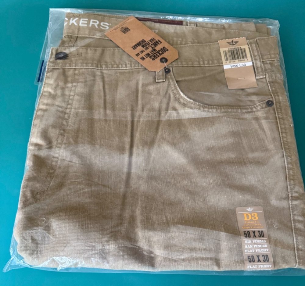 Dockers D3 Classic Fit Men's Pants - W50 x L30 - 5 Pocket - Khaki - NWT